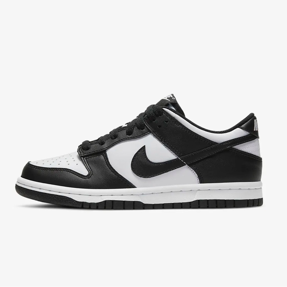 Nike Panda Dunks